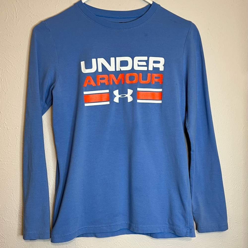 Under Armour Heatgear Youth's Medium Light Blue Long Sleeve T-shirt Small Spot